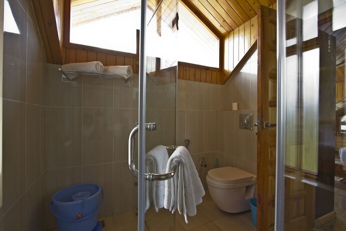 Imagen de la habitación del Hotel Foghills Cottages Manali. Foto 16