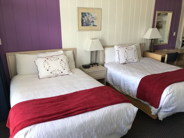 Imagen de la habitación del Hotel Foghorn Harbor Inn. Foto 13