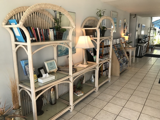 Imagen del bar/restaurante del Hotel Foghorn Harbor Inn. Foto 4