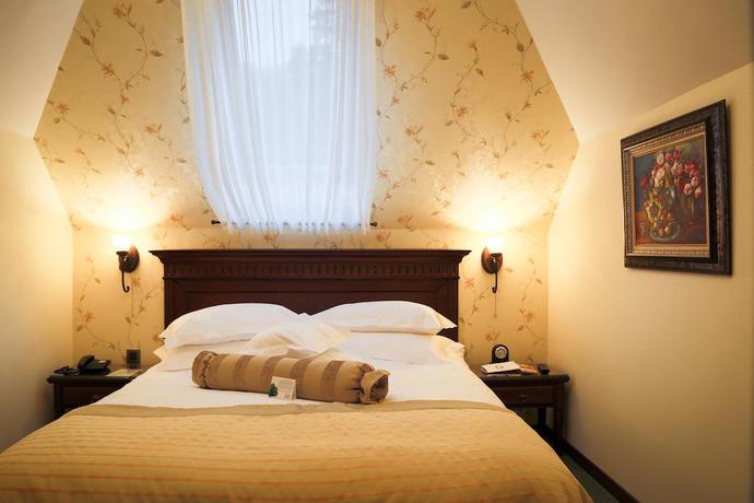 Imagen de la habitación del Hotel Foisorul cu Flori. Foto 2