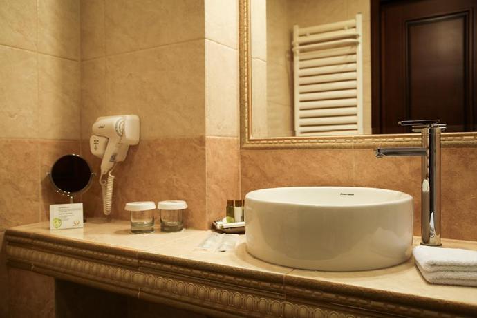 Imagen de la habitación del Hotel Foisorul cu Flori. Foto 4