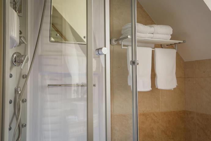 Imagen de la habitación del Hotel Foisorul cu Flori. Foto 7
