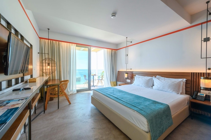 Imagen de la habitación del Hotel Folie Marine Beach Hotel and Club. Foto 5