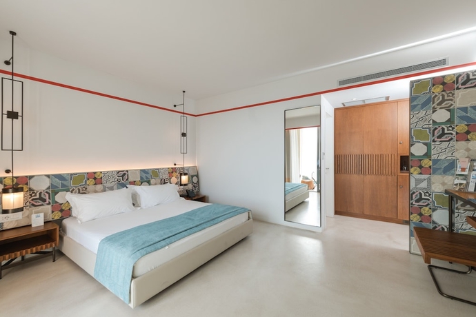 Imagen de la habitación del Hotel Folie Marine Beach Hotel and Club. Foto 6
