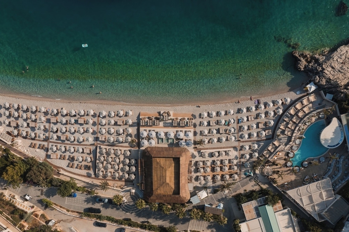 Imagen general del Hotel Folie Marine Beach Hotel and Club. Foto 1