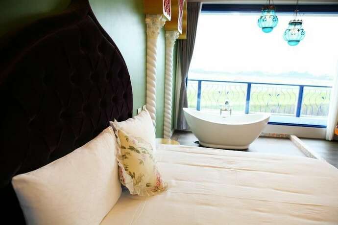 Imagen general del Hotel Follow Me BandB. Foto 5