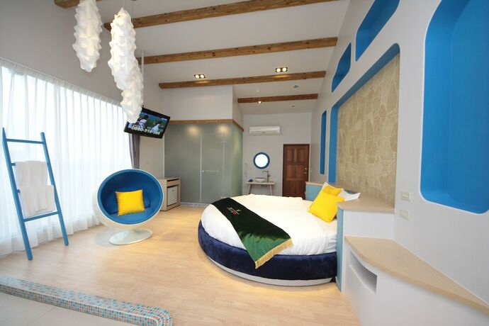 Imagen general del Hotel Follow Me BandB. Foto 7