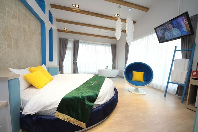 Imagen general del Hotel Follow Me BandB. Foto 15