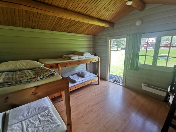 Imagen de la habitación del Hotel Folven Adventure Camp. Foto 14