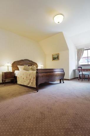 Imagen de la habitación del Hotel Folwark. Foto 8