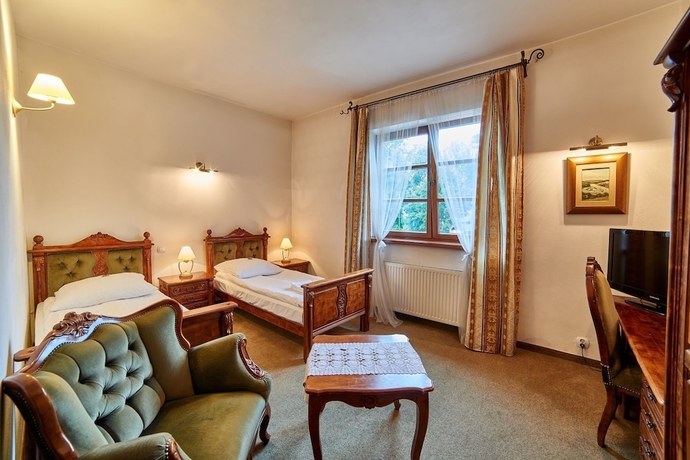 Imagen de la habitación del Hotel Folwark Stara Winiarnia. Foto 4