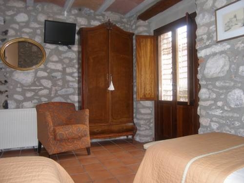 Imagen del bar/restaurante del Hotel Fonda Cal Blasi. Foto 5