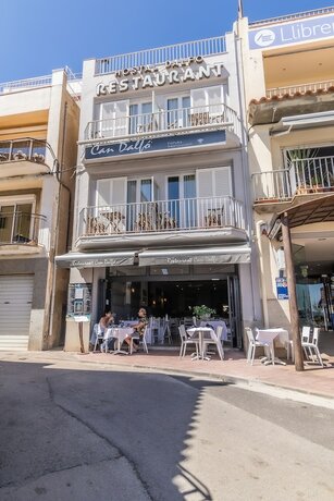 Imagen general del Hotel Fonda Can Dalfó by Vivere Stays. Foto 1