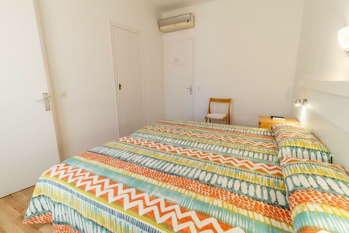Imagen de la habitación del Hotel Fonda Can Dalf&oacute; by Vivere Stays. Foto 16