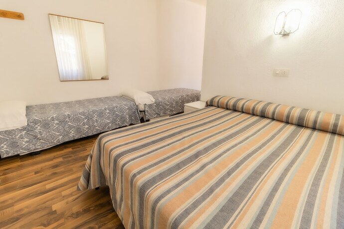 Imagen general del Hotel Fonda Can Dalf&oacute; by Vivere Stays. Foto 9
