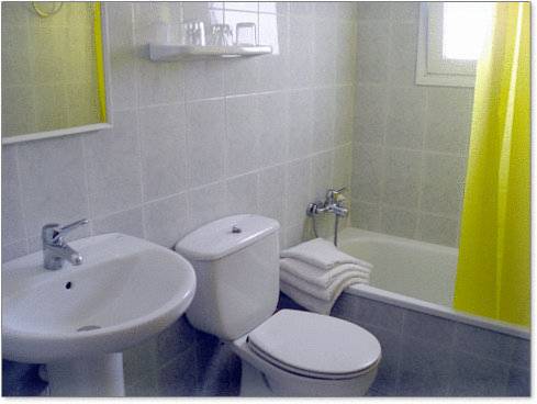 Imagen de la habitación del Hotel Fonda Joan. Foto 6