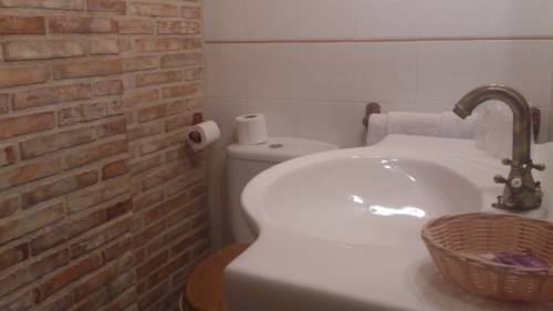 Imagen de la habitación del Hotel Fonda La Plaza. Foto 3