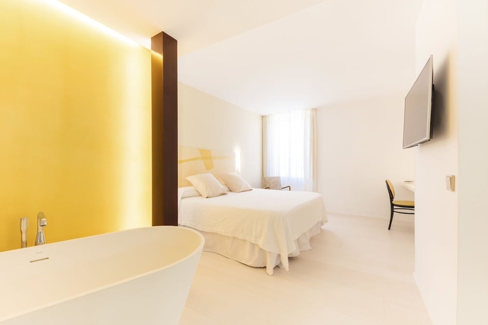 Imagen de la habitación del Hotel Fonda Llabres Boutique. Foto 7