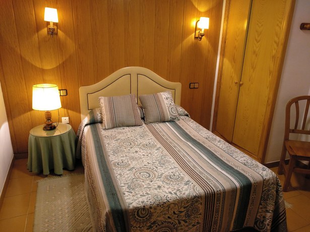 Imagen de la habitación del Hotel Fonda Mas. Foto 19