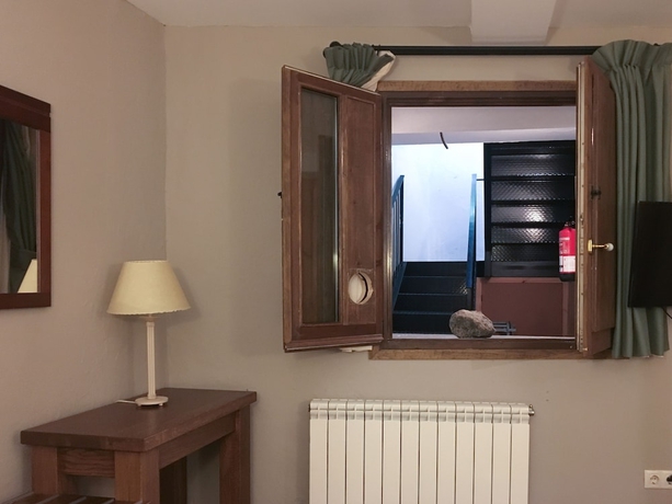 Imagen de la habitación del Hotel Fonda Merce. Foto 12