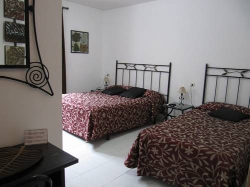 Imagen general del Hotel Fonda Mitja. Foto 7