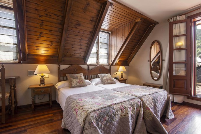 Imagen de la habitación del Hotel Fonfreda. Foto 4