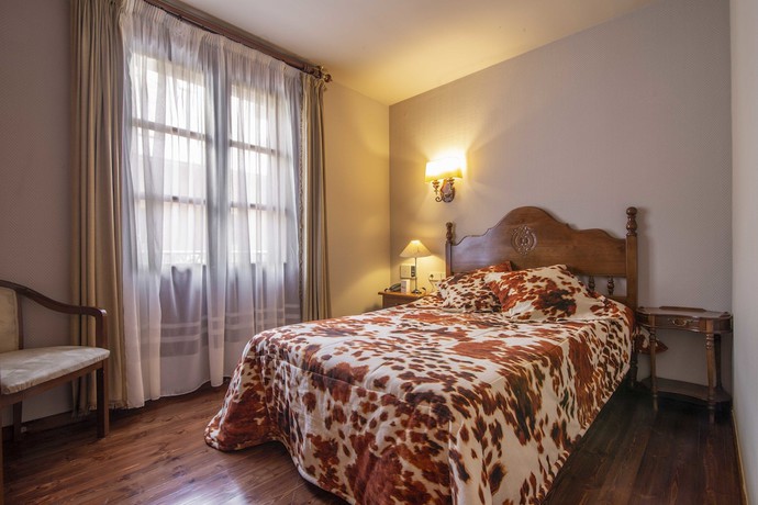 Imagen de la habitación del Hotel Fonfreda. Foto 6
