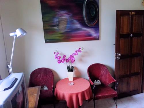 Imagen general del Hotel Fong Kaew and Baan Nang Fa Guesthouse. Foto 1