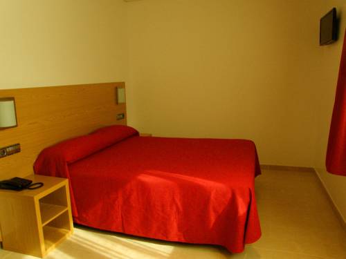 Imagen de la habitación del Hotel Font Del Pla Restaurant. Foto 2