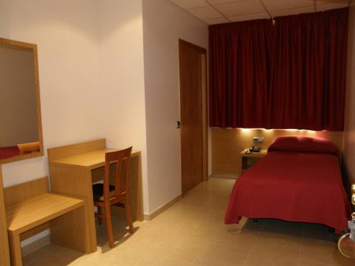 Imagen de la habitación del Hotel Font Del Pla Restaurant. Foto 13