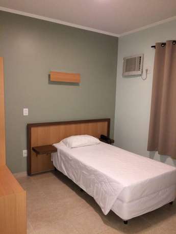 Imagen de la habitación del Hotel Font Inn. Foto 7