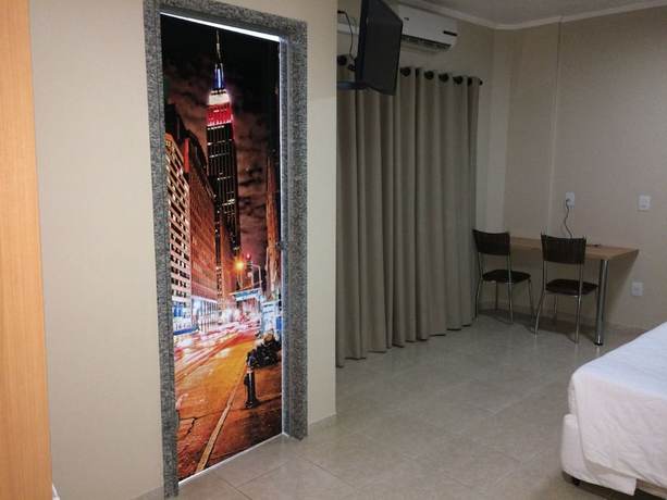 Imagen de la habitación del Hotel Font Inn. Foto 9