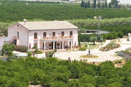 Imagen general del Hotel Font Salada, Oliva . Foto 1