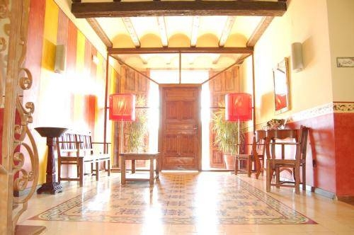 Imagen de los interiores del Hotel Font Salada, Oliva . Foto 13