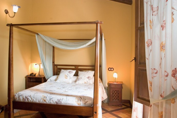 Imagen de la habitación del Hotel Font Salada, Oliva . Foto 2