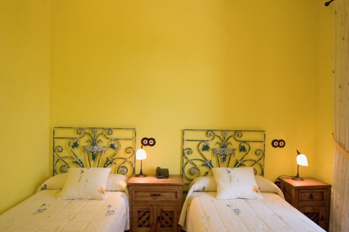 Imagen de la habitación del Hotel Font Salada, Oliva . Foto 15