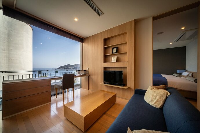 Imagen general del Hotel Fontaine Bleau Atami. Foto 8