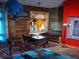 Imagen de la habitación del Hotel Fontaine Hotel. Foto 3