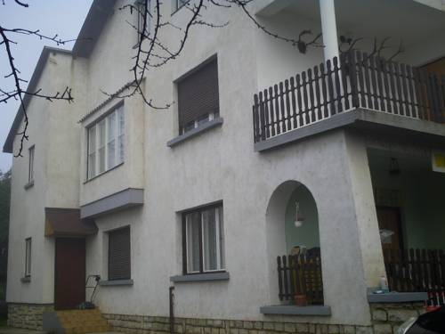 Imagen general del Hotel Fontaine Vend&eacute;gh&aacute;z. Foto 12