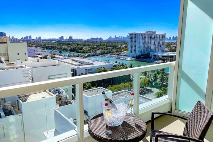 Imagen de la habitación del Hotel FontaineBleau Resort Ocean plus City View. Foto 7