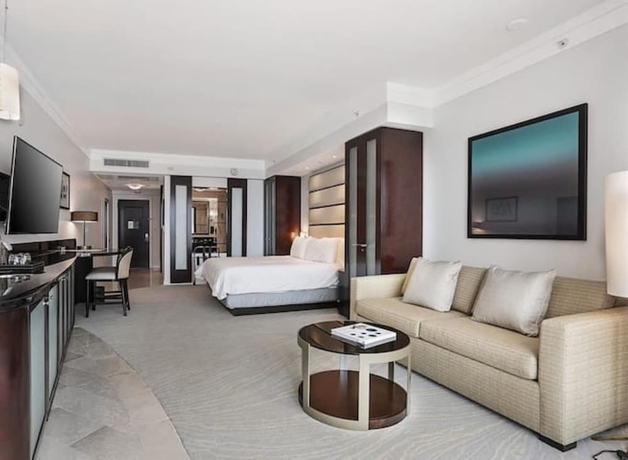 Imagen de la habitación del Hotel FontaineBleau Resort Ocean plus City View. Foto 8