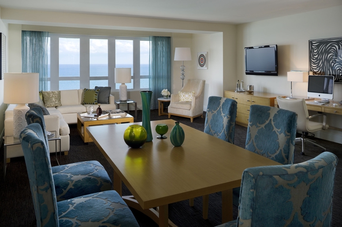 Imagen de la habitación del Hotel Fontainebleau Miami Beach. Foto 3