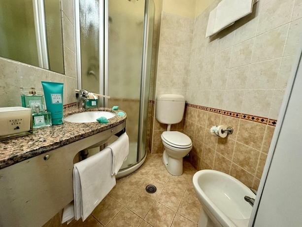 Imagen de la habitación del Hotel Fontalleccio. Foto 14