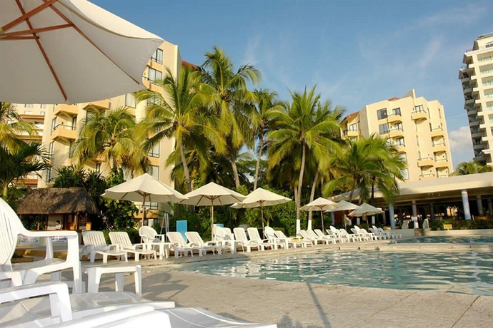 Imagen de la piscina del Hotel Fontan Ixtapa Beach Resort - All Inclusive. Foto 10
