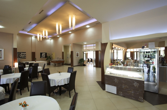 Imagen del bar/restaurante del Hotel Fontana, BUZET. Foto 3