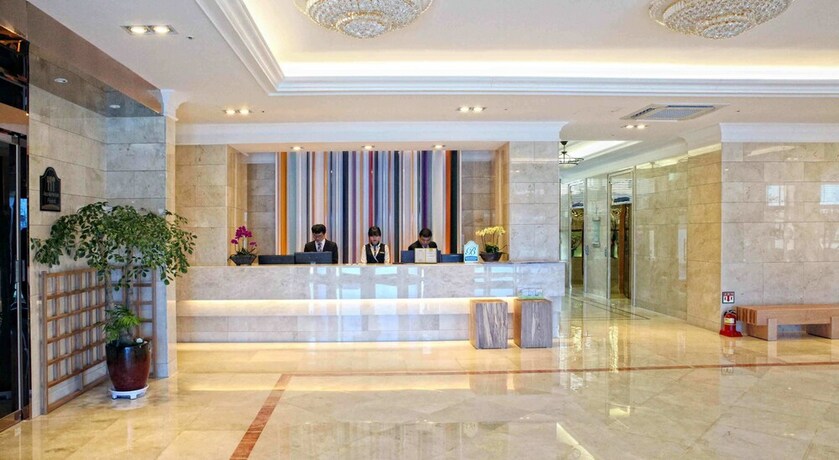 Imagen de los interiores del Hotel Fontana Beach. Foto 29