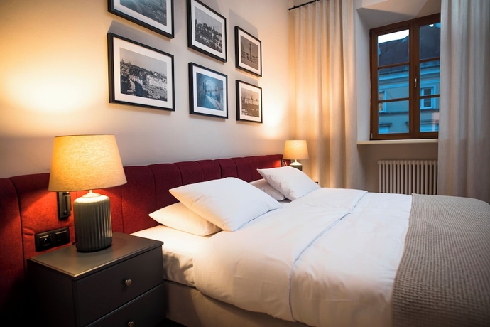 Imagen de la habitación del Hotel Fontana Boutique. Foto 16