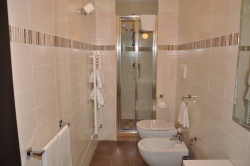 Imagen de la habitación del Hotel Fontana Del Re. Foto 10
