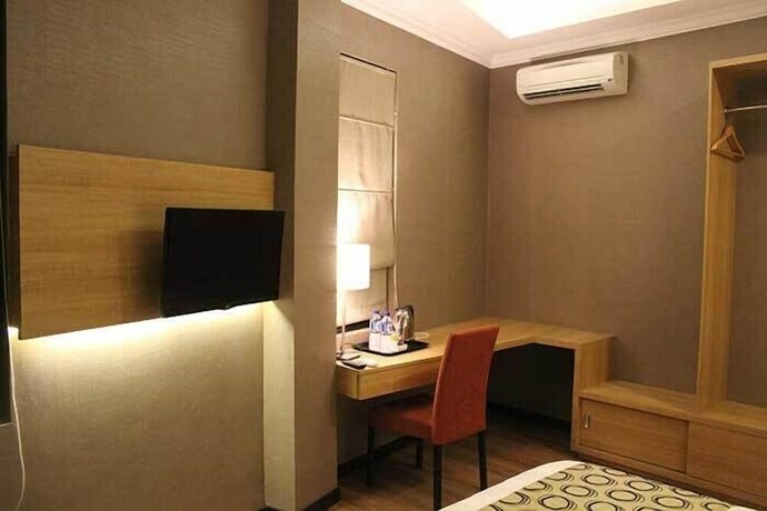 Imagen de la habitación del Hotel Fontana Jakarta. Foto 24