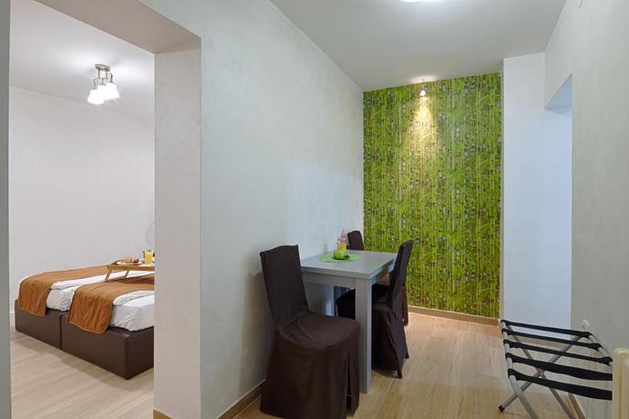 Imagen de la habitación del Hotel Fontana, Novi Sad. Foto 13